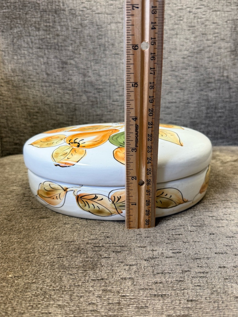 Vintage Hand-Painted Italian Ceramic Large Oval Trinket Box with Fruit Motif - Picture 10 of 10